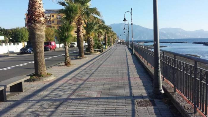 Thomas Sea View Apartment Torre del Greco Exterior photo